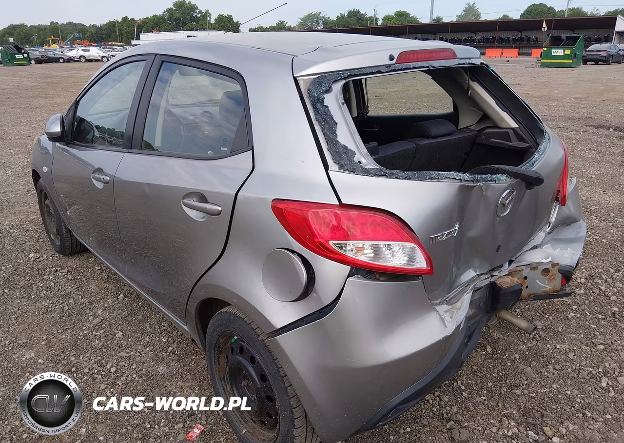 2011 Mazda Mazda2 Sport VIN:JM1DE1HY6B0107740 - 17