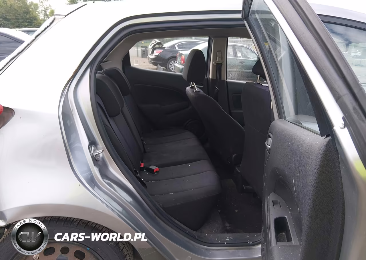 2011 Mazda Mazda2 Sport VIN:JM1DE1HY6B0107740 - 8