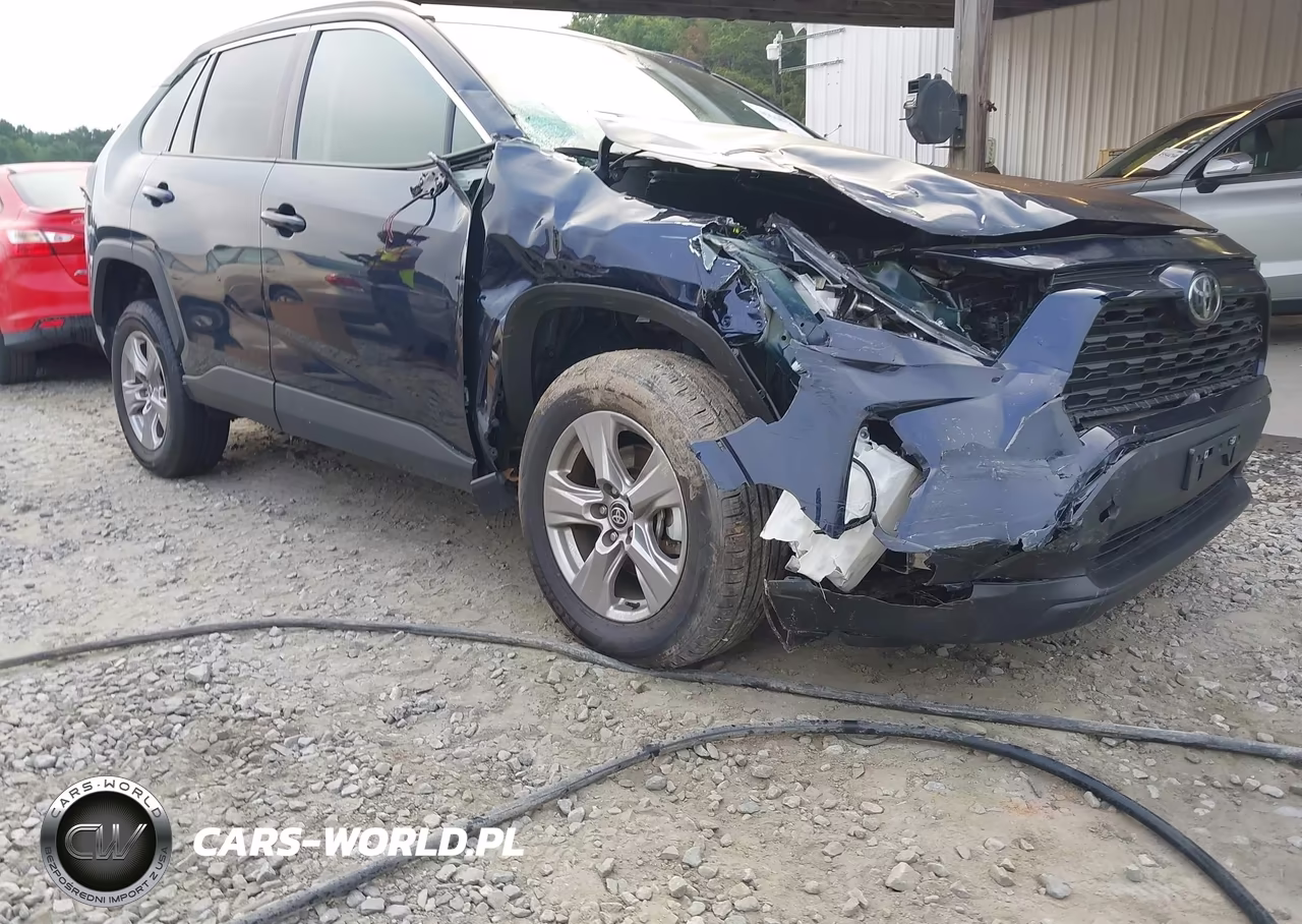 2025 Toyota Rav4 Xle – zdjęcie 1 z 18