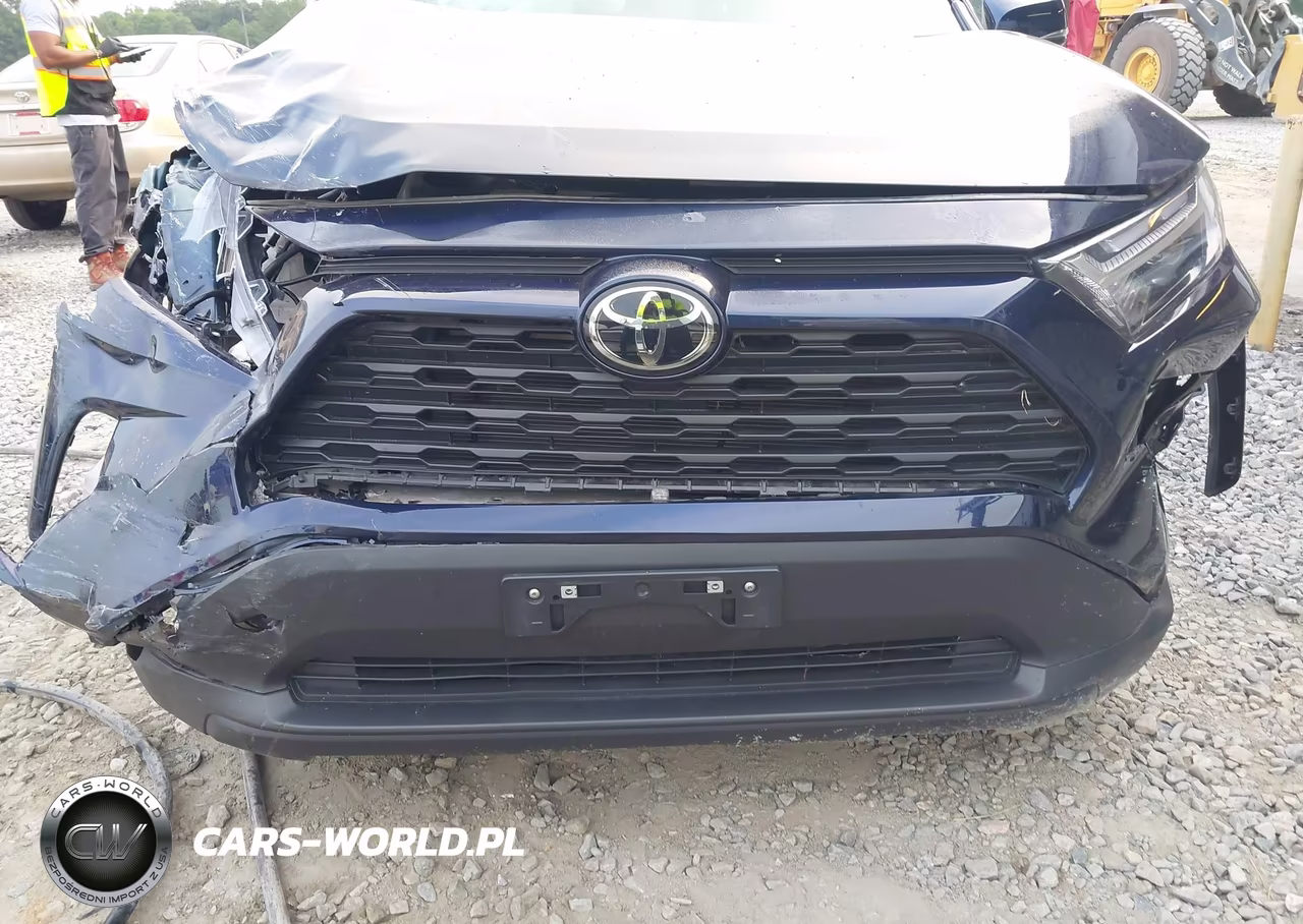 2025 Toyota Rav4 Xle VIN:2T3P1RFVXSW522426 - 12