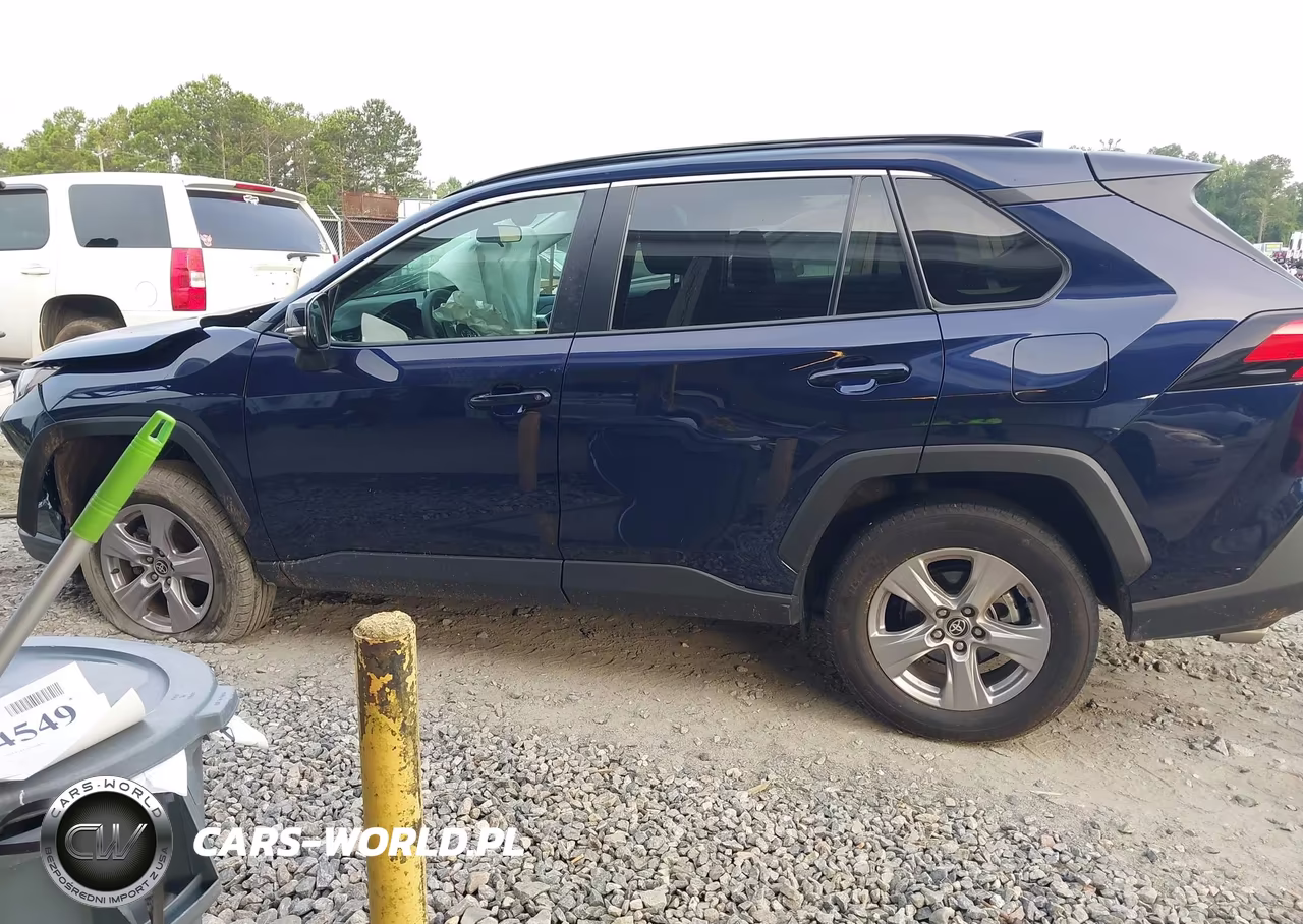 2025 Toyota Rav4 Xle VIN:2T3P1RFVXSW522426 - 14