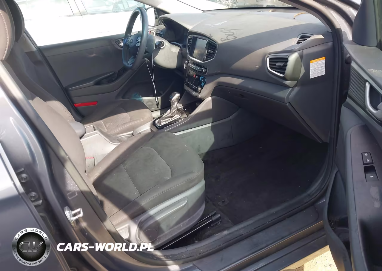 2019 Hyundai Ioniq Hybrid Blue VIN:KMHC65LC3KU162338 - 5
