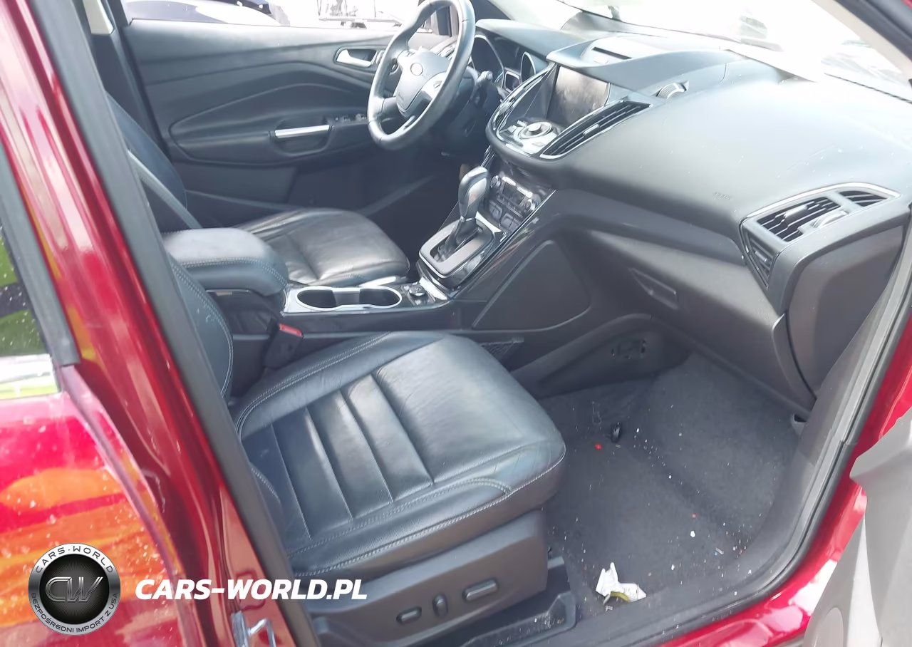 2015 Ford Escape Titanium VIN:1FMCU0J97FUB60923 - 5