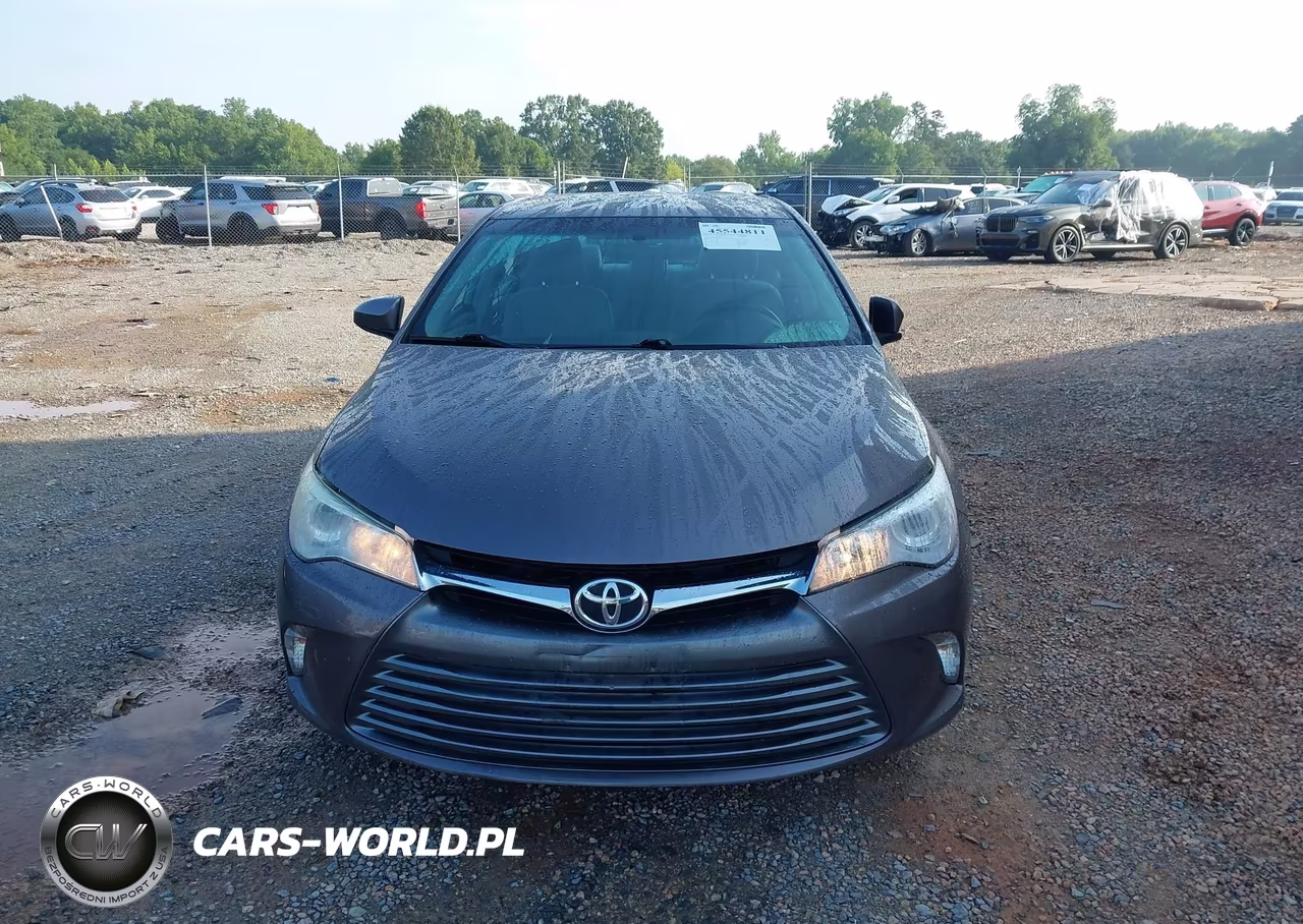 2016 Toyota Camry Le VIN:4T4BF1FK6GR561152 - 12
