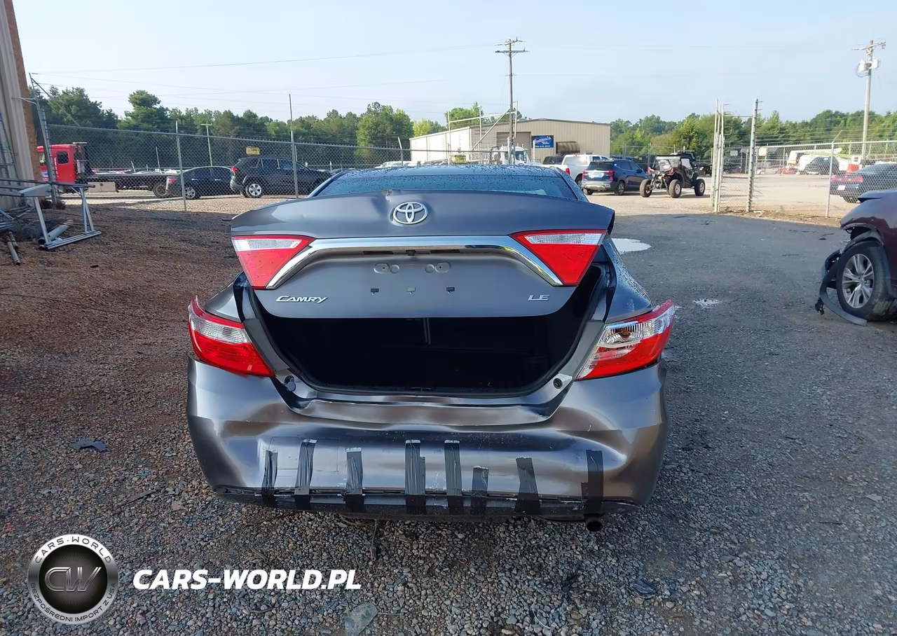 2016 Toyota Camry Le VIN:4T4BF1FK6GR561152 - 16