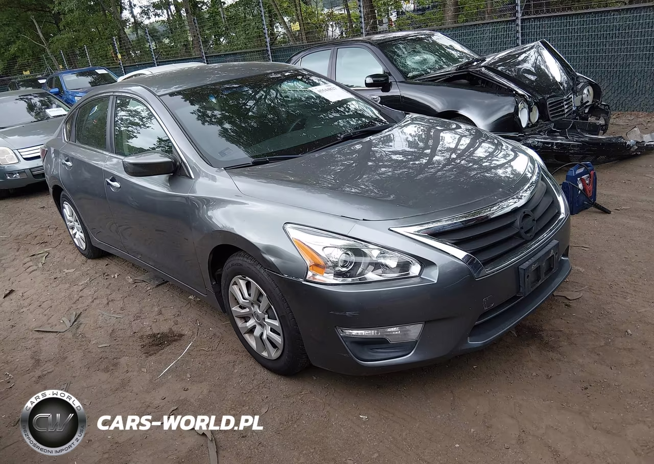 2014 Nissan Altima 2.5 S – zdjęcie 1 z 11