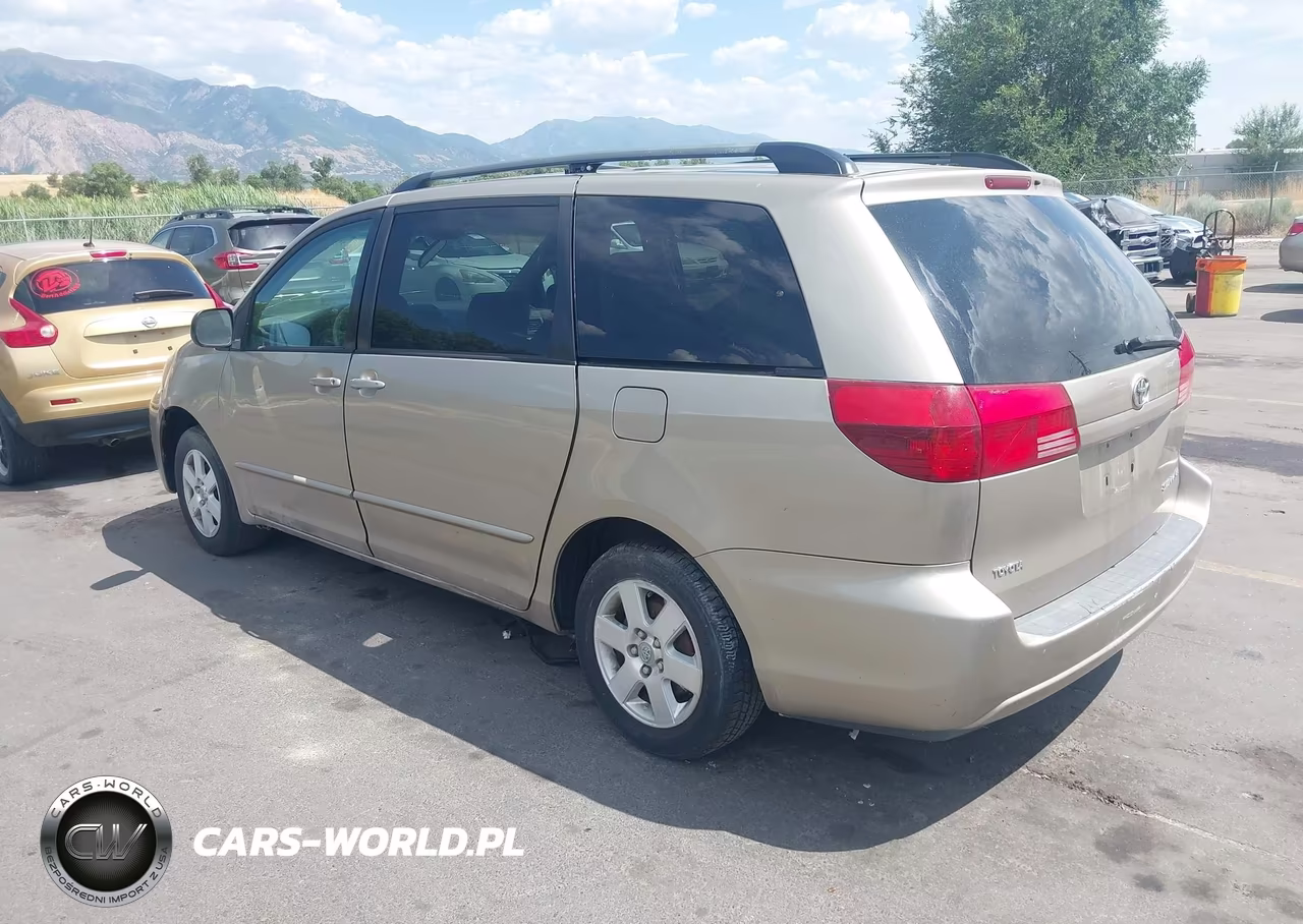 2004 Toyota Sienna Le VIN:5TDZA23C54S121292 - 3