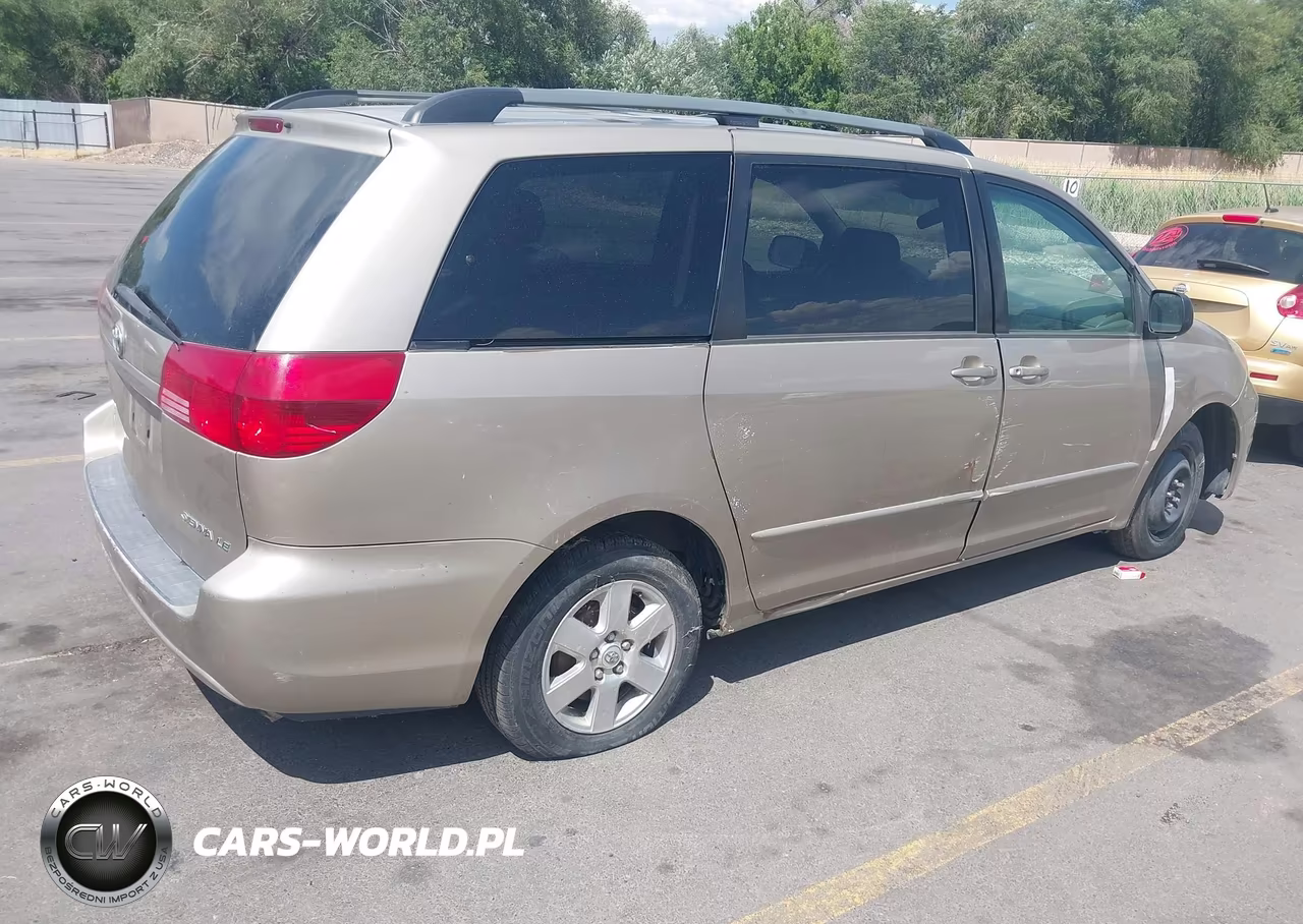 2004 Toyota Sienna Le VIN:5TDZA23C54S121292 - 4