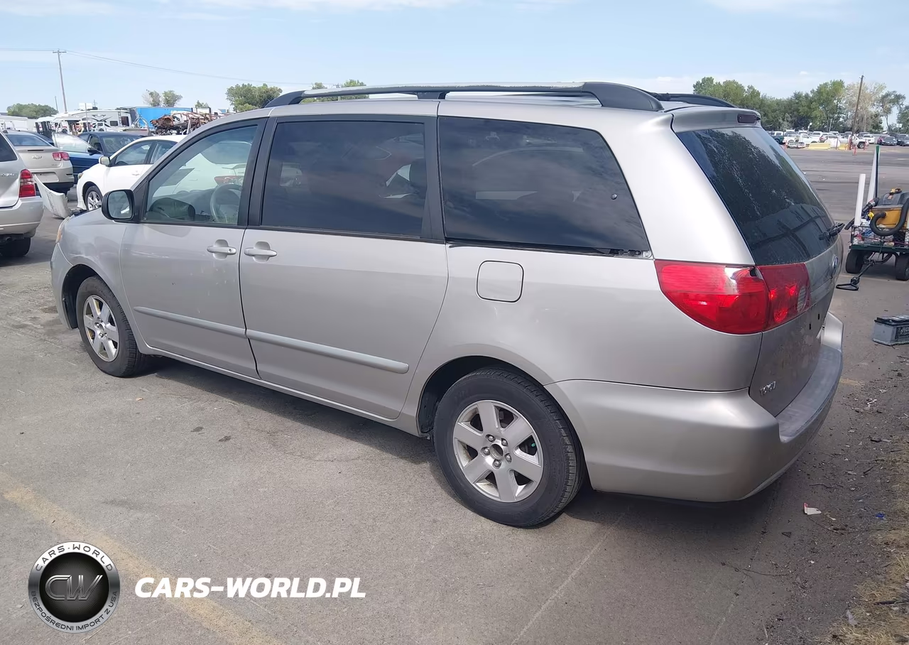 2007 Toyota Sienna Le VIN:5TDZK23C57S003163 - 3