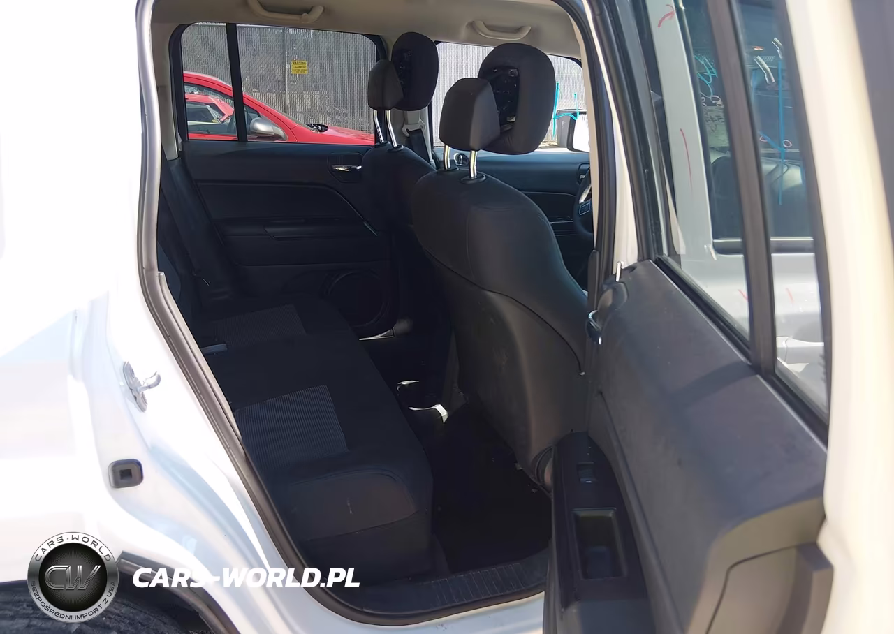 2013 Jeep Patriot Sport VIN:1C4NJRBB4DD271406 - 8