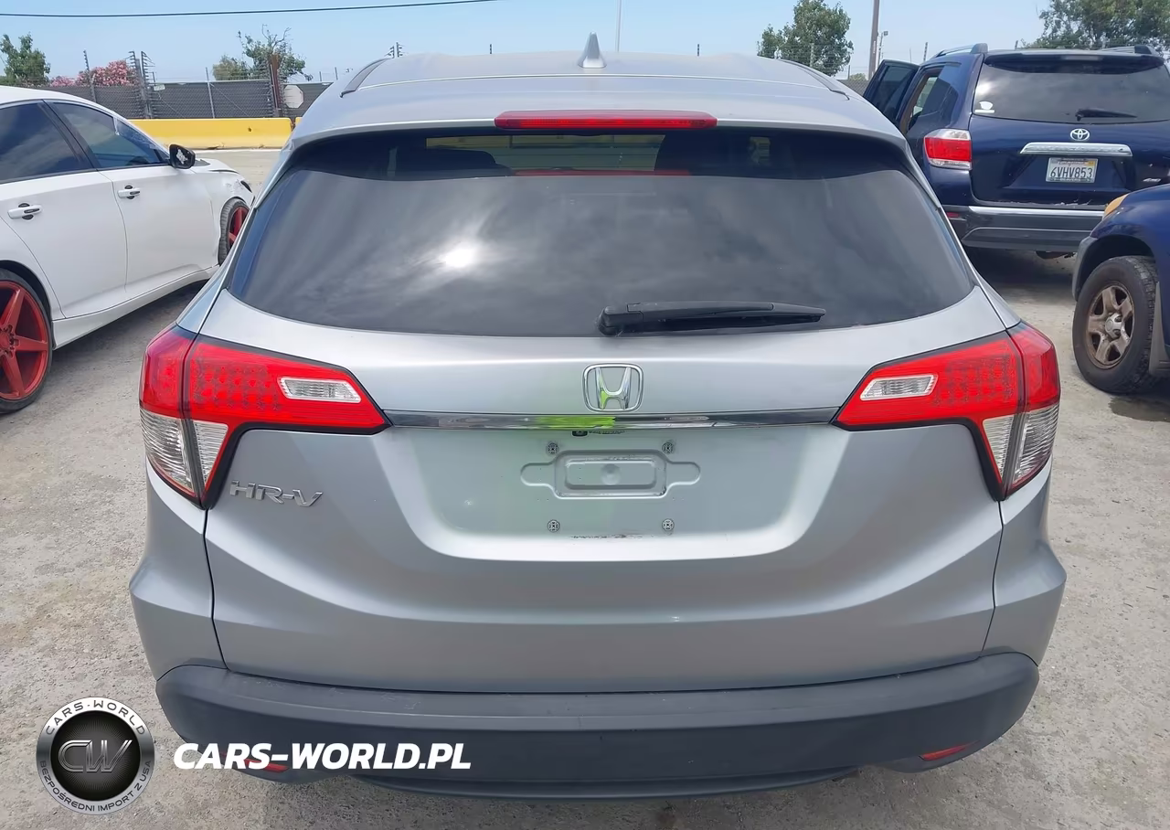 2019 Honda Hr-V Lx VIN:3CZRU5H32KG703843 - 16