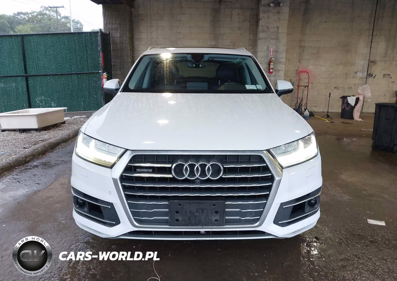 2018 Audi Q7 3.0T Premium VIN:WA1LAAF77JD037877 - 12