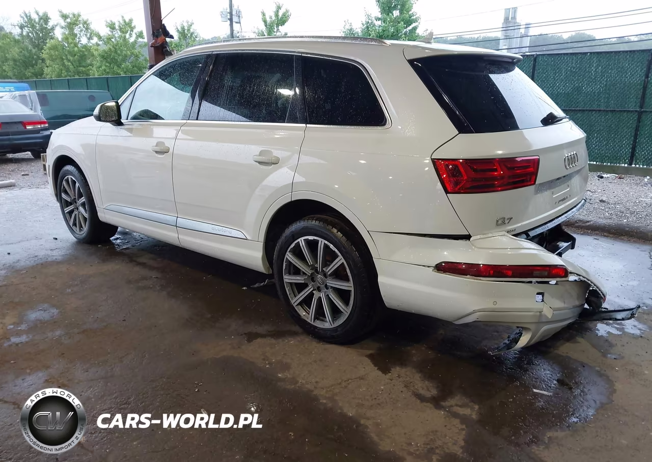 2018 Audi Q7 3.0T Premium VIN:WA1LAAF77JD037877 - 3