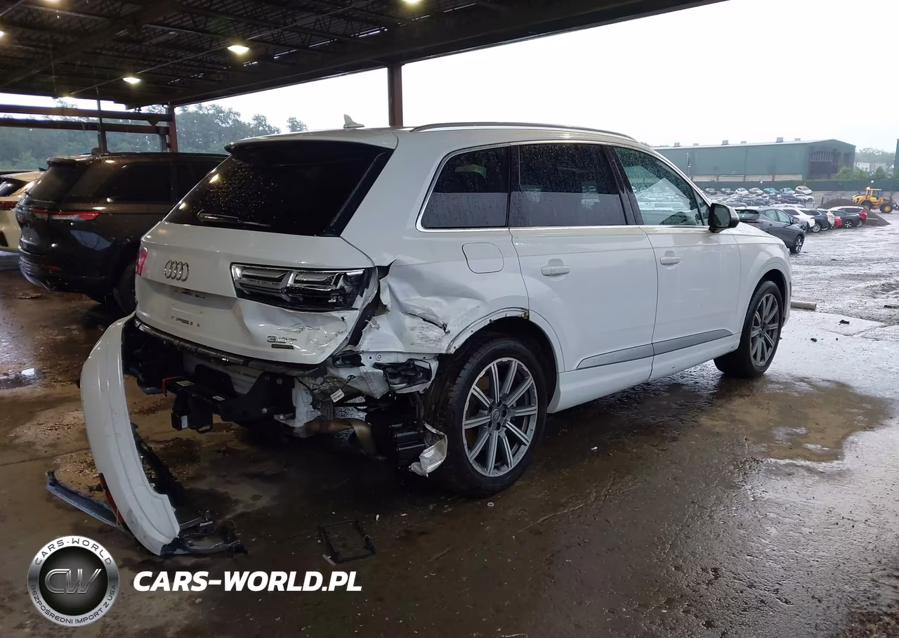 2018 Audi Q7 3.0T Premium VIN:WA1LAAF77JD037877 - 4