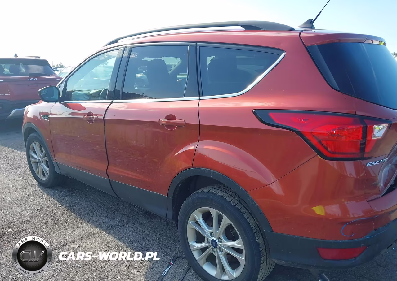 2019 Ford Escape Sel VIN:1FMCU9HD5KUA40353 - 3