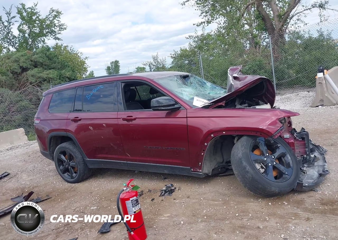 2023 Jeep Grand Cherokee L Altitude 4X4 VIN:1C4RJKAG7P8886924 - 13
