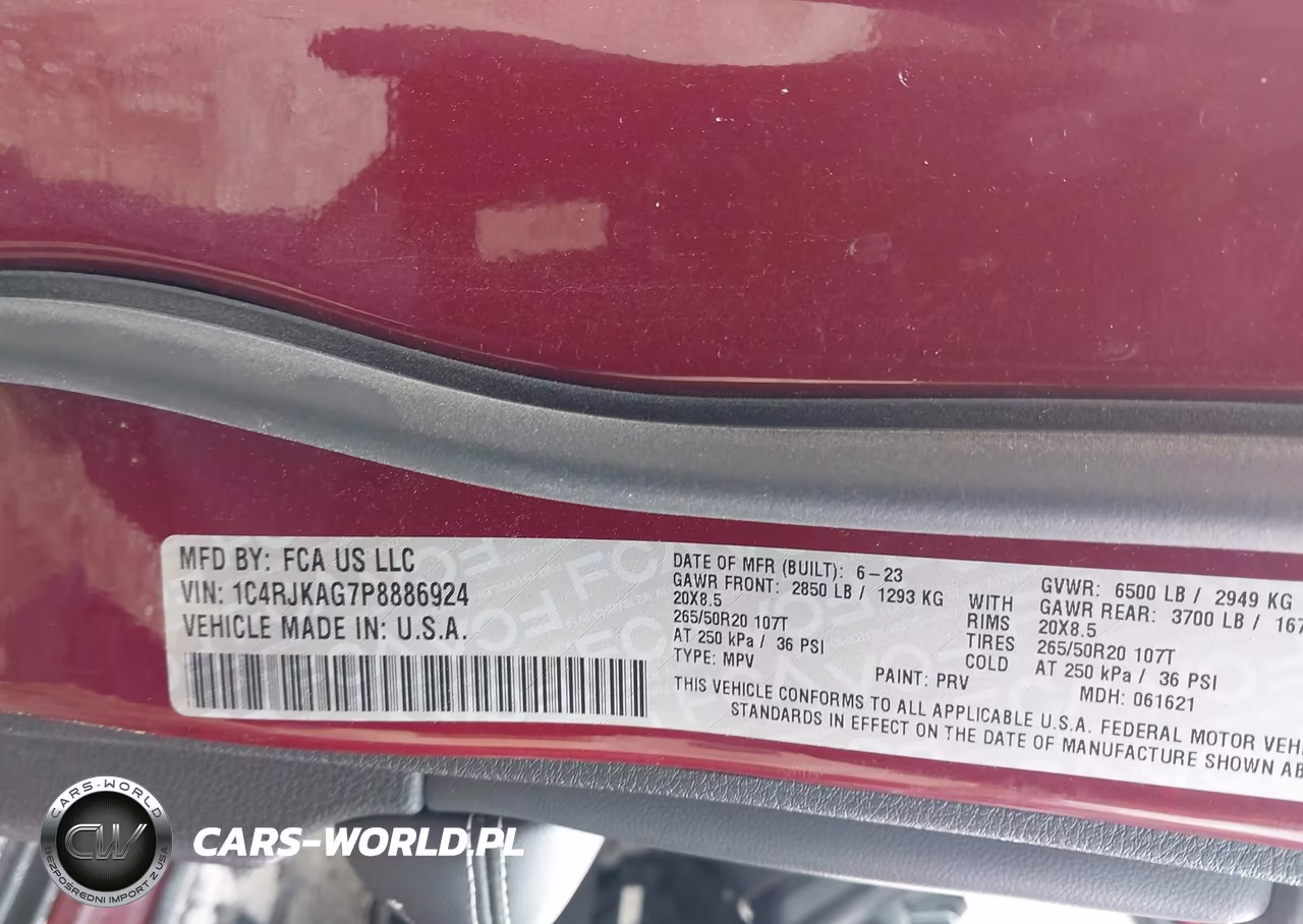 2023 Jeep Grand Cherokee L Altitude 4X4 VIN:1C4RJKAG7P8886924 - 9