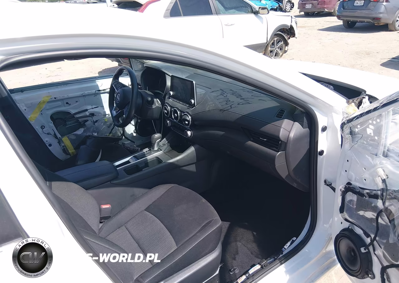2025 Nissan Sentra Sv VIN:3N1AB8CV8SY298586 - 5