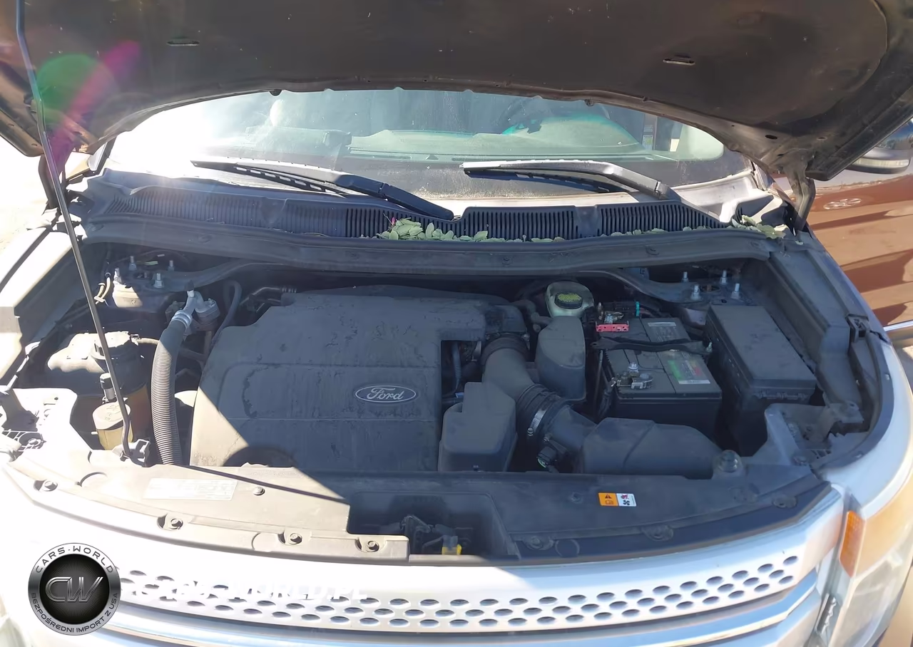 2012 Ford Explorer Xlt VIN:1FMHK7D88CGA84369 - 10