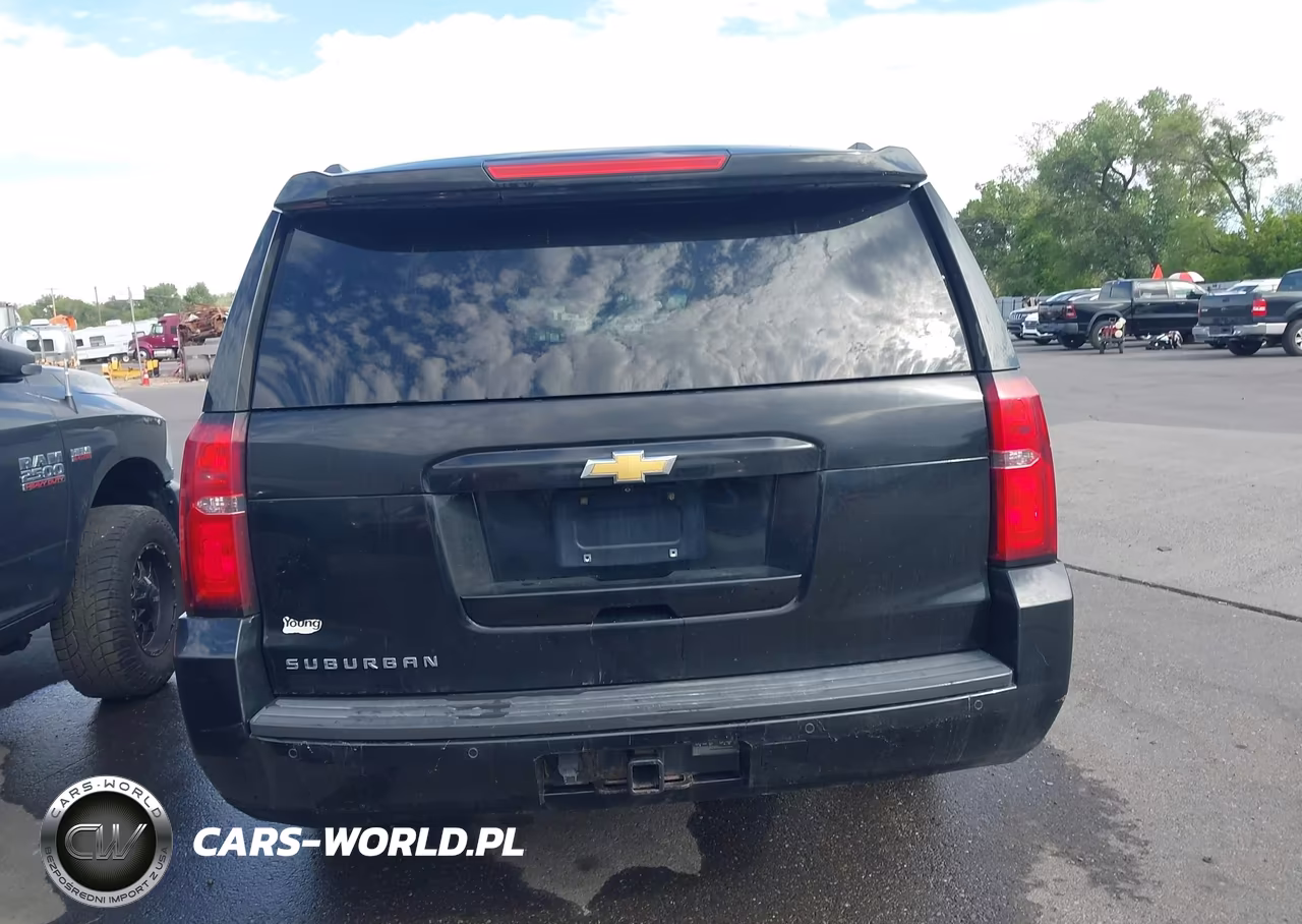2017 Chevrolet Suburban Lt VIN:1GNSKHKC8HR175801 - 16