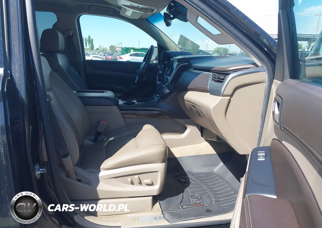 2017 Chevrolet Suburban Lt VIN:1GNSKHKC8HR175801 - 5