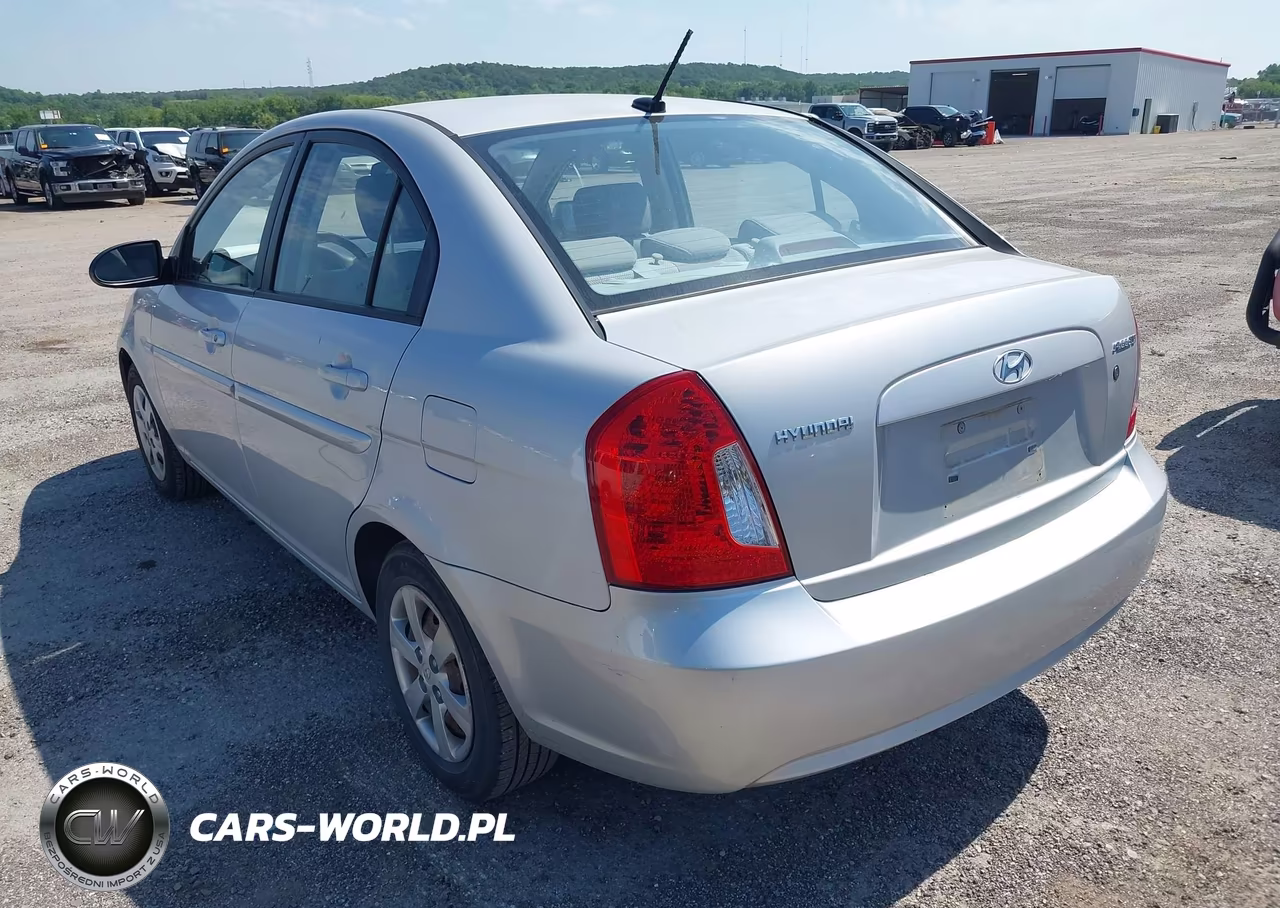 2009 Hyundai Accent Gls VIN:KMHCN46CX9U296881 - 3