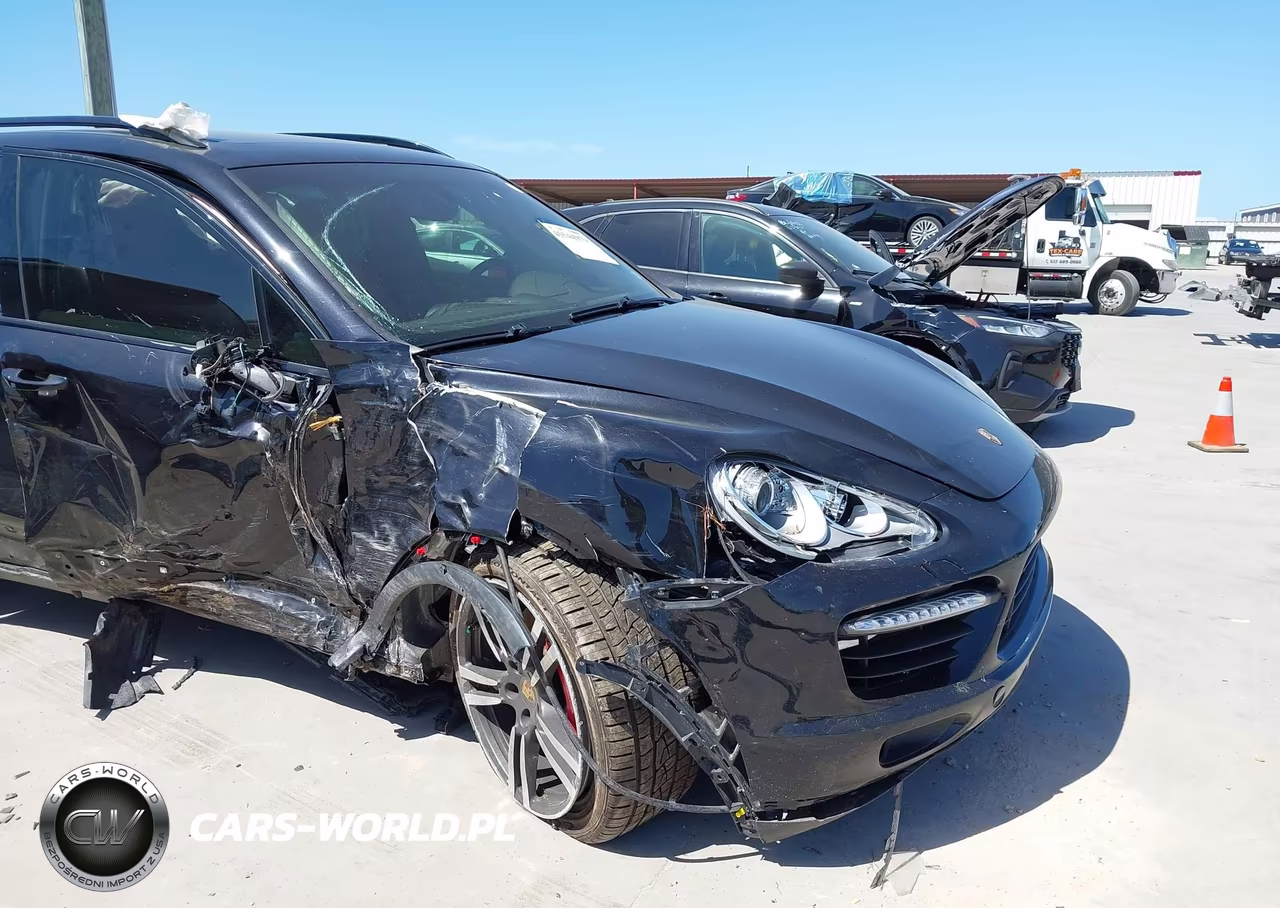 2014 Porsche Cayenne Turbo VIN:WP1AC2A22ELA81174 - 6