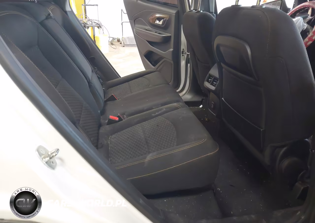 2018 GMC Terrain Sle VIN:3GKALTEV8JL352592 - 8