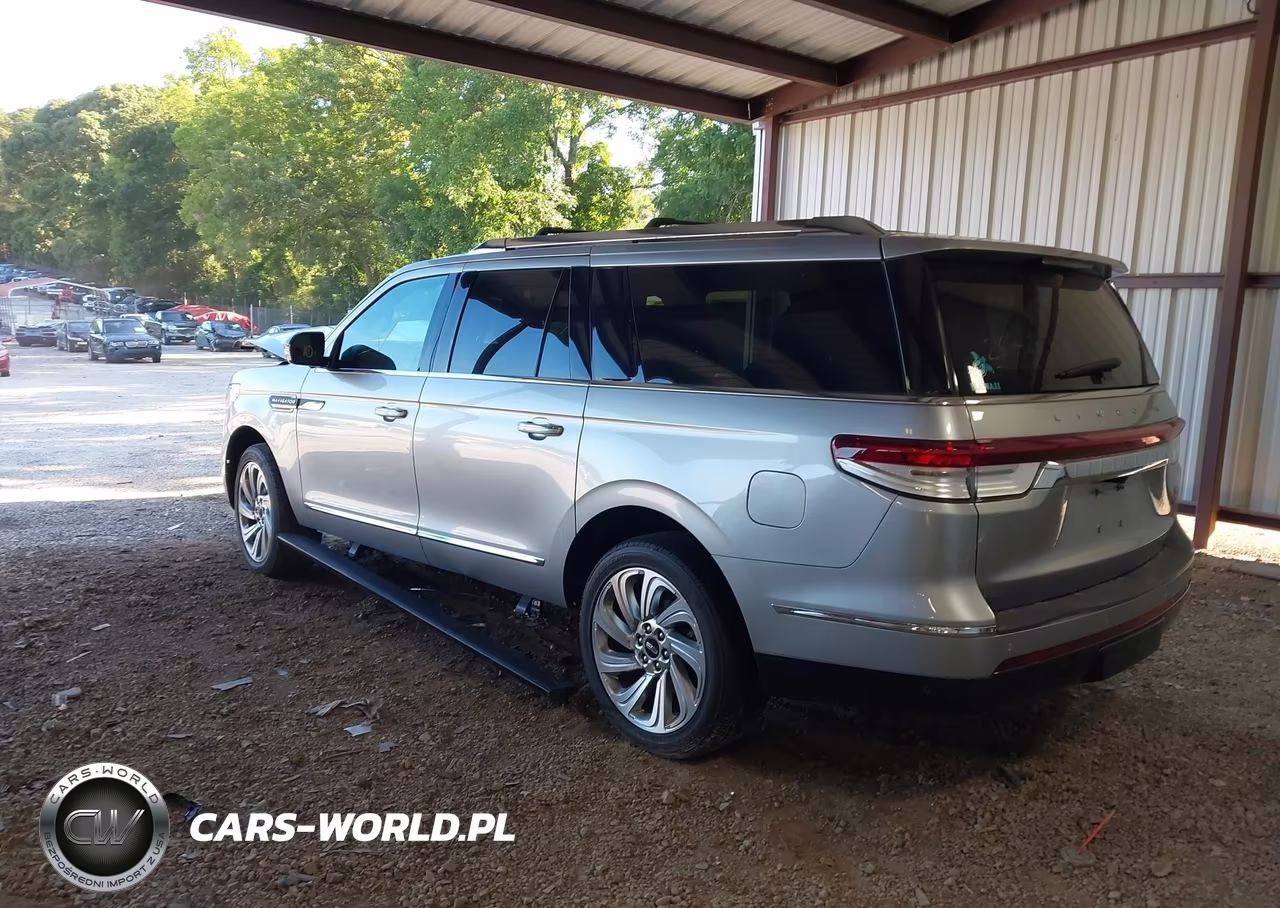 2024 Lincoln Navigator Reserve L VIN:5LMJJ3LG5REL04767 - 3
