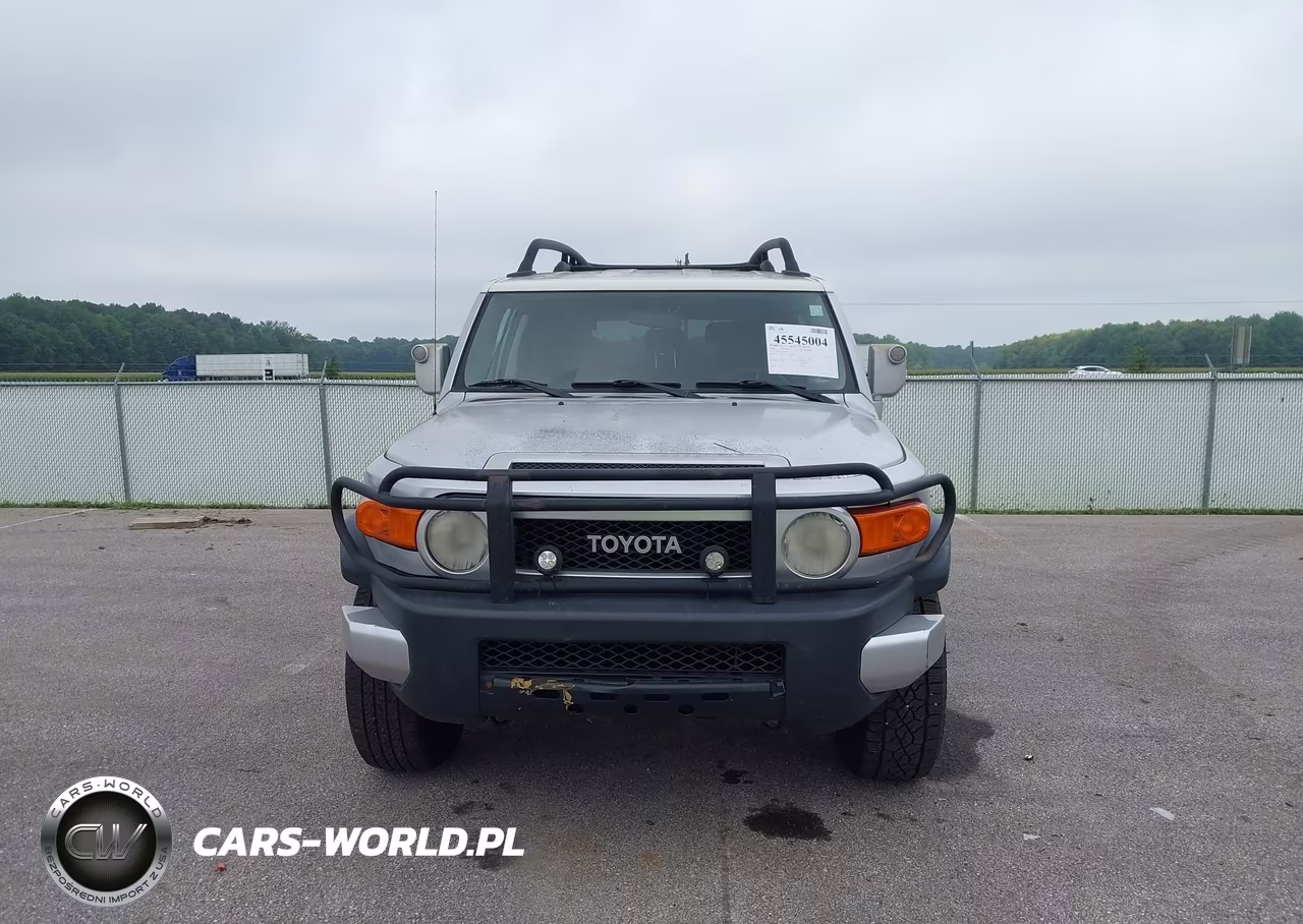 2008 Toyota Fj Cruiser VIN:JTEBU11F28K015570 - 12