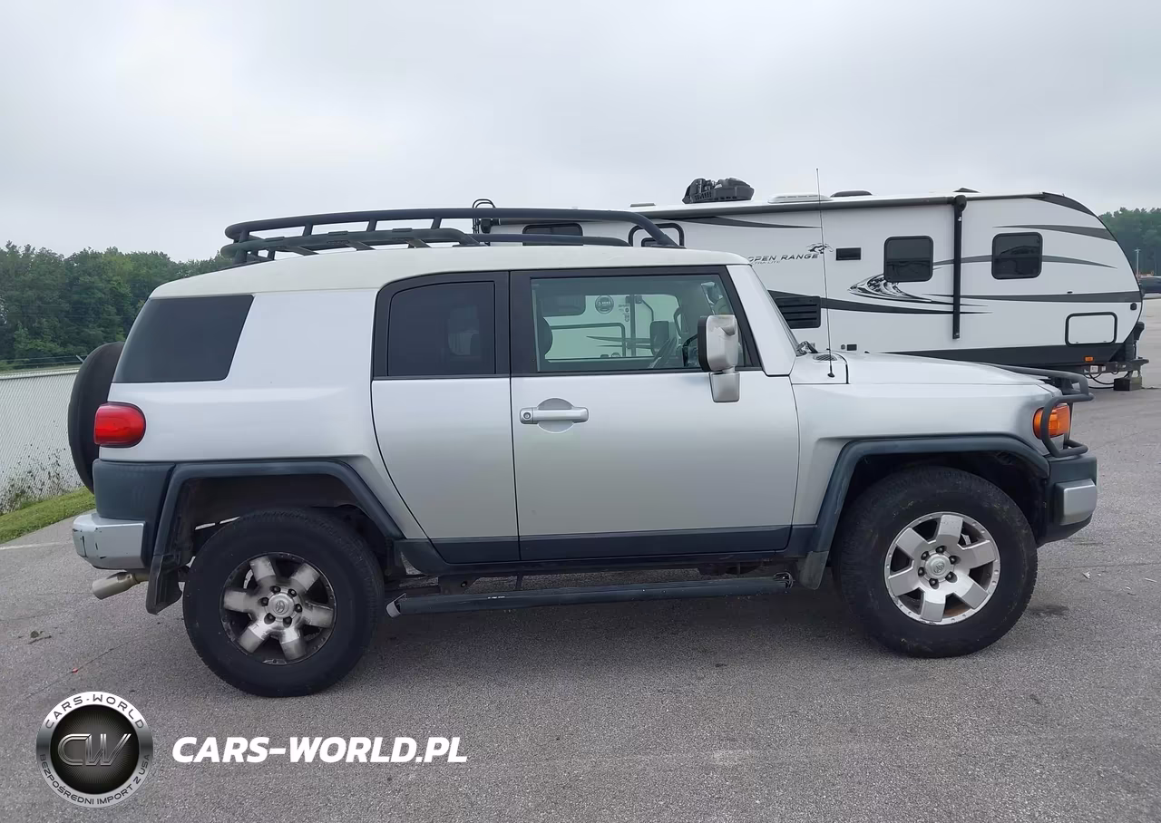 2008 Toyota Fj Cruiser VIN:JTEBU11F28K015570 - 13