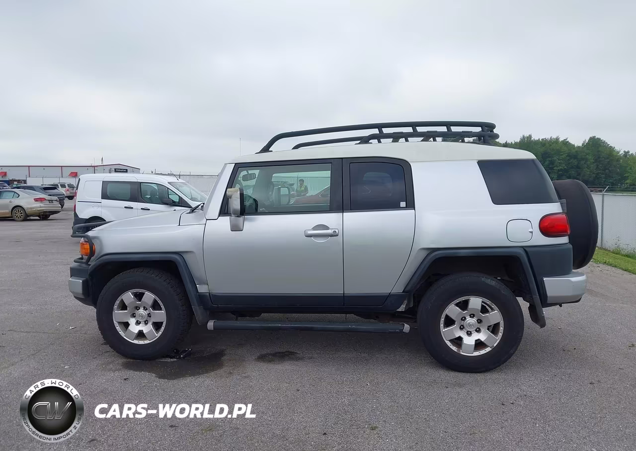 2008 Toyota Fj Cruiser VIN:JTEBU11F28K015570 - 14
