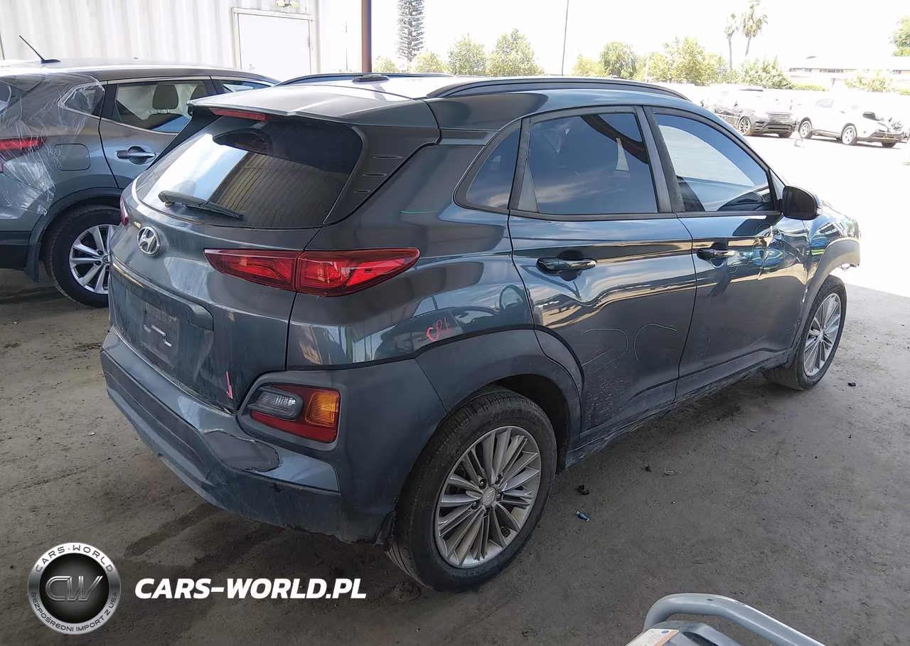 2018 Hyundai Kona Sel VIN:KM8K22AA0JU109604 - 4