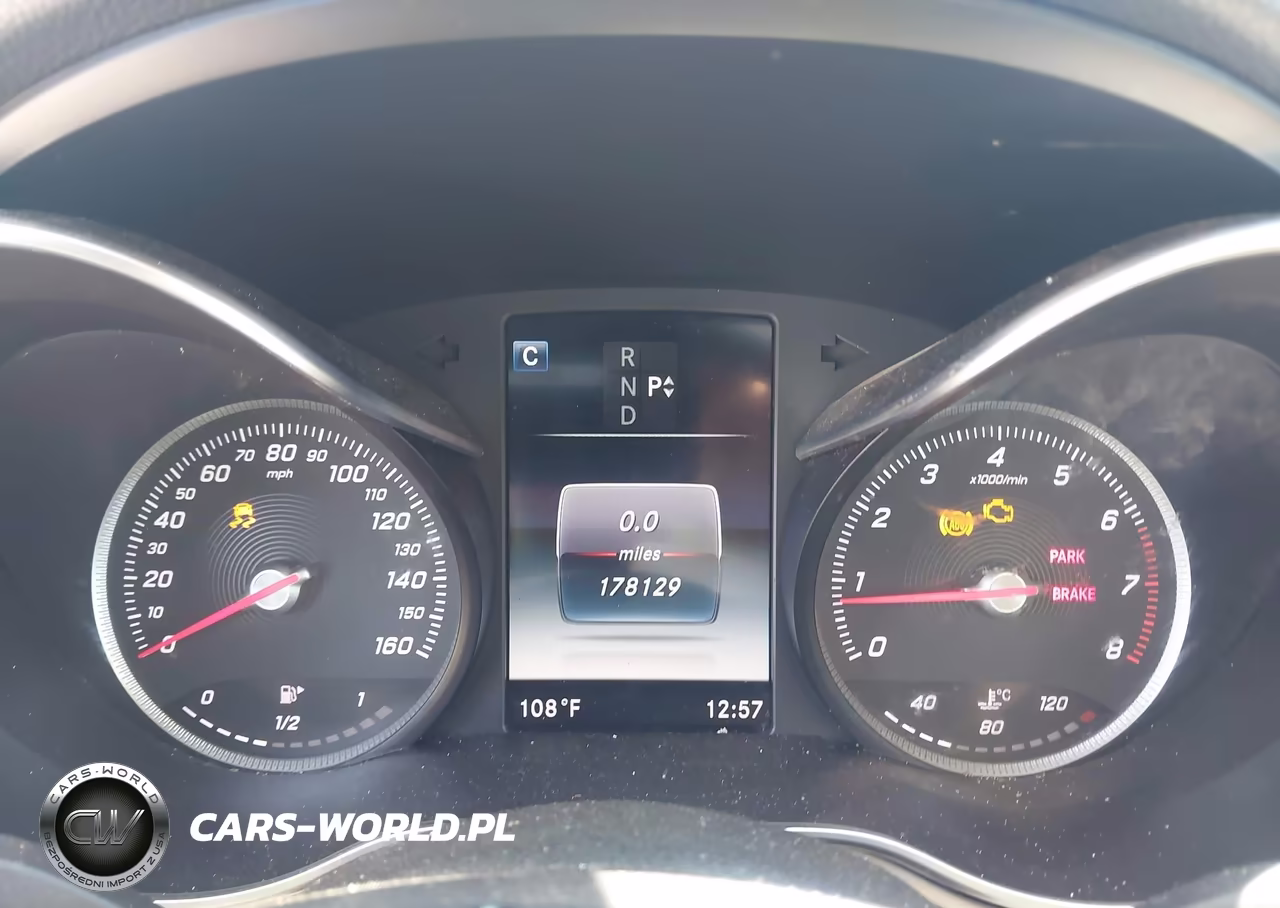 2016 Mercedes-Benz C 300 4Matic VIN:55SWF4KB4GU107674 - 7