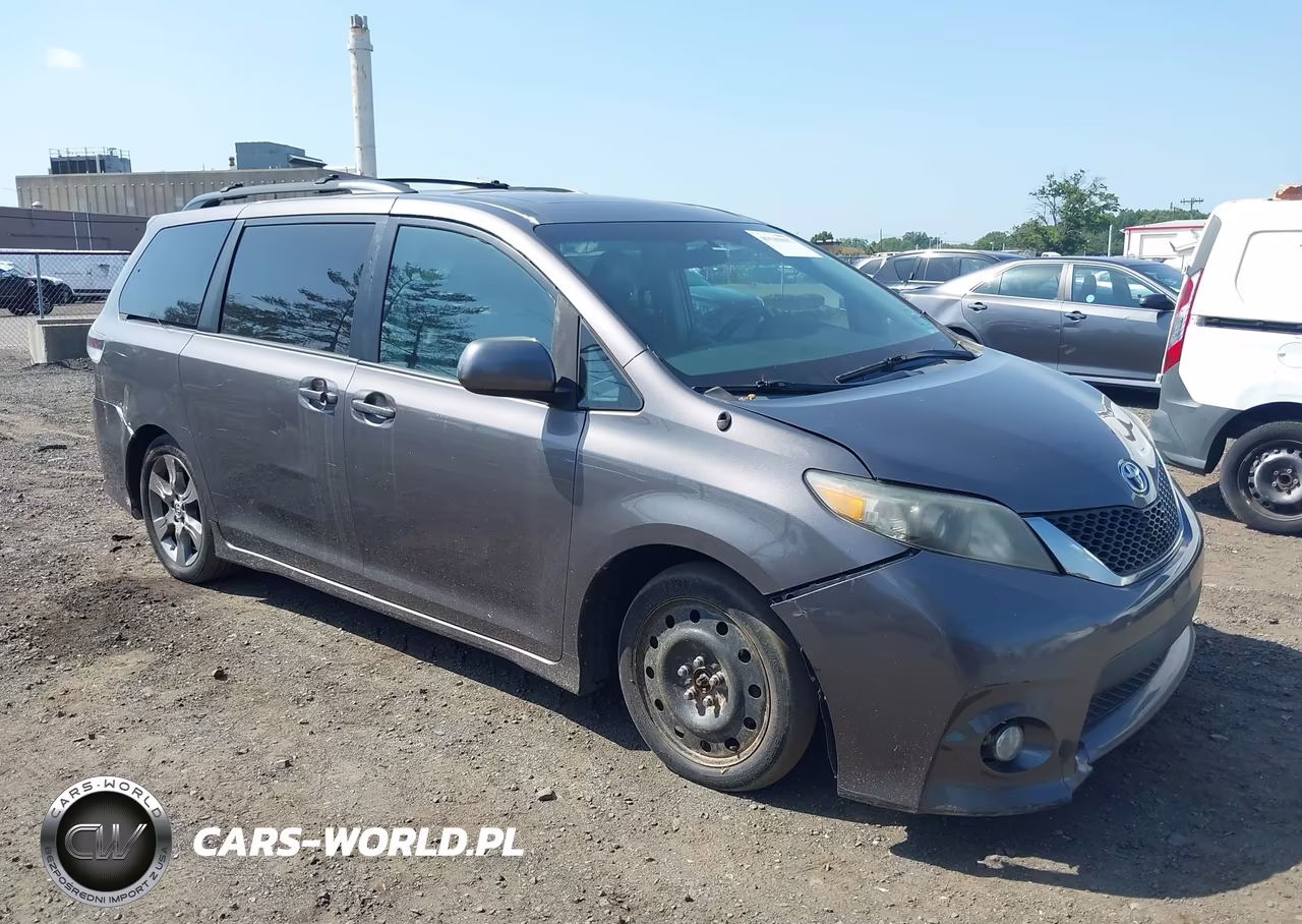 2011 Toyota Sienna Se VIN:5TDXK3DC2BS165031 - 12