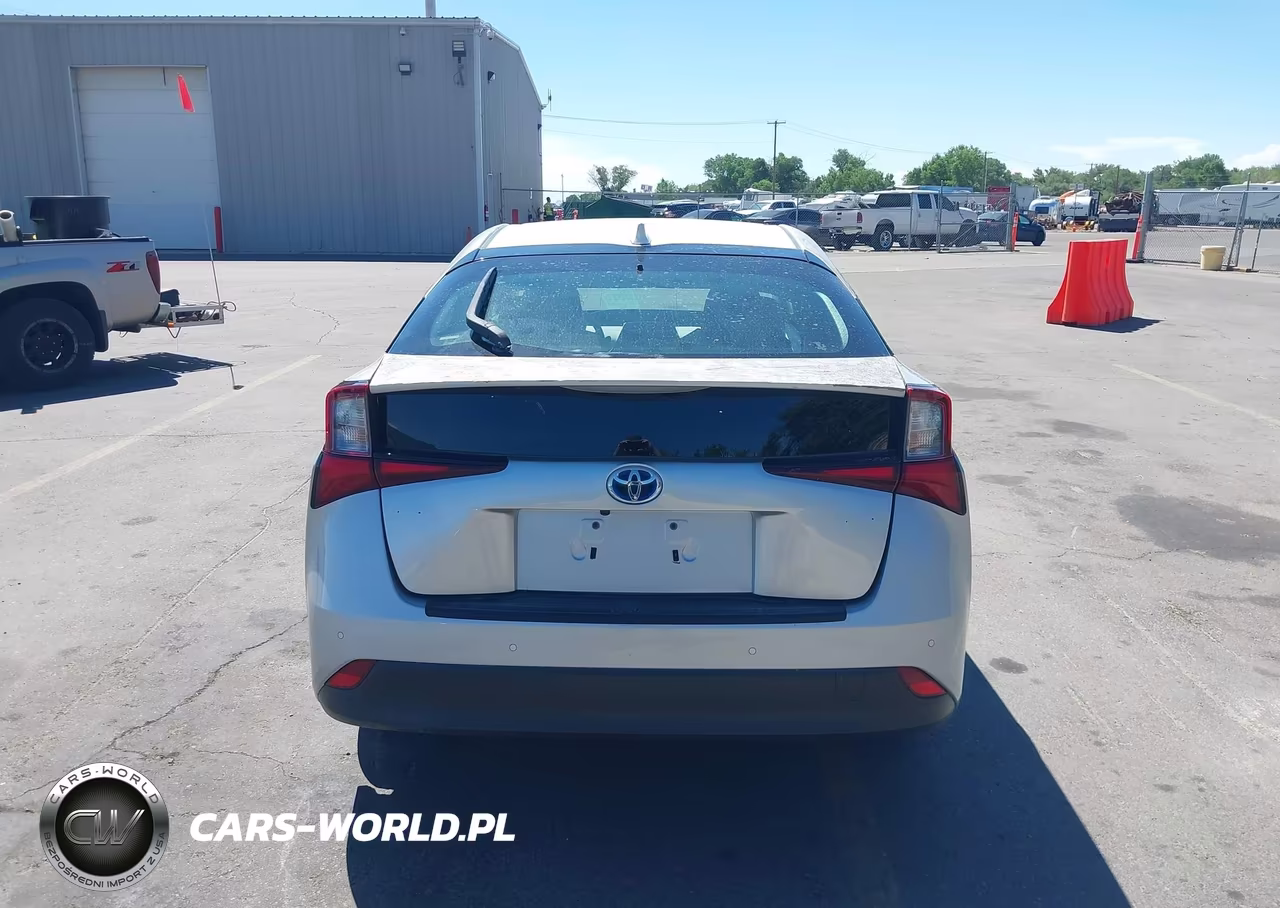 2020 Toyota Prius Xle VIN:JTDKARFU4L3122562 - 21