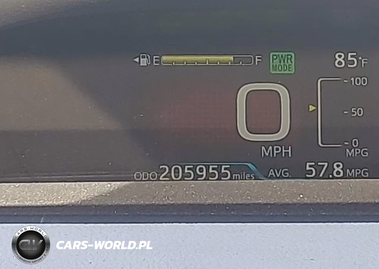 2020 Toyota Prius Xle VIN:JTDKARFU4L3122562 - 7