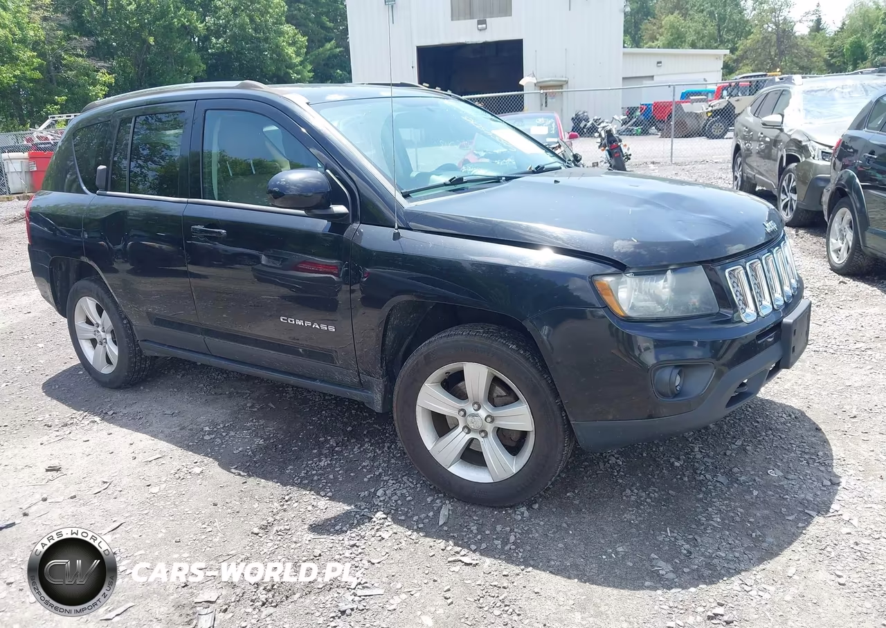 2014 Jeep Compass Latitude – zdjęcie 1 z 16