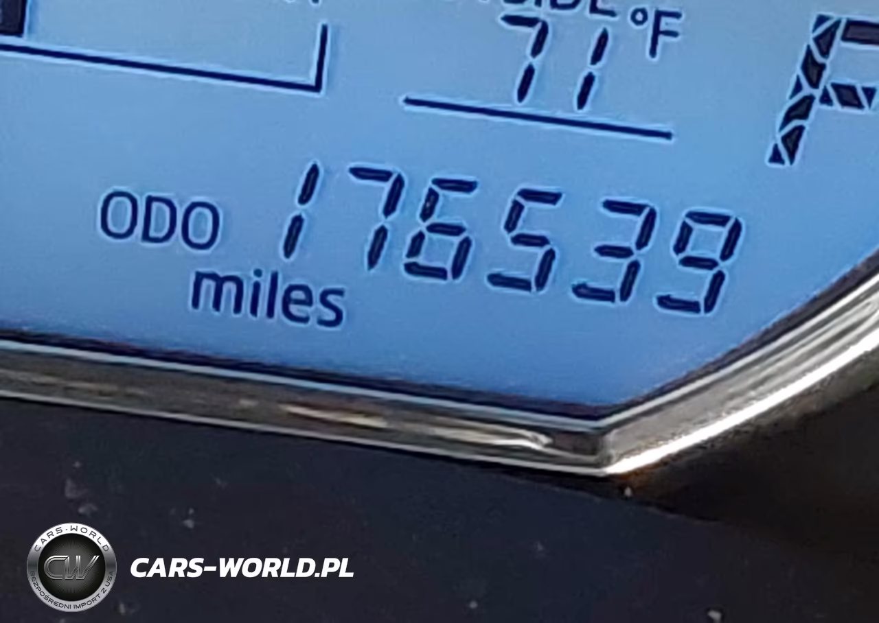 2016 Toyota Corolla Le VIN:2T1BURHE9GC717434 - 15