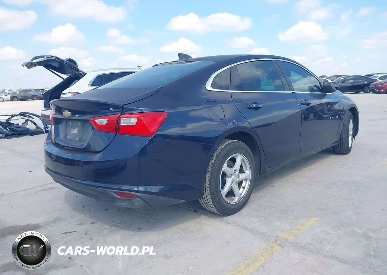 2016 Chevrolet Malibu Ls VIN:1G1ZB5ST5GF282321 - 4