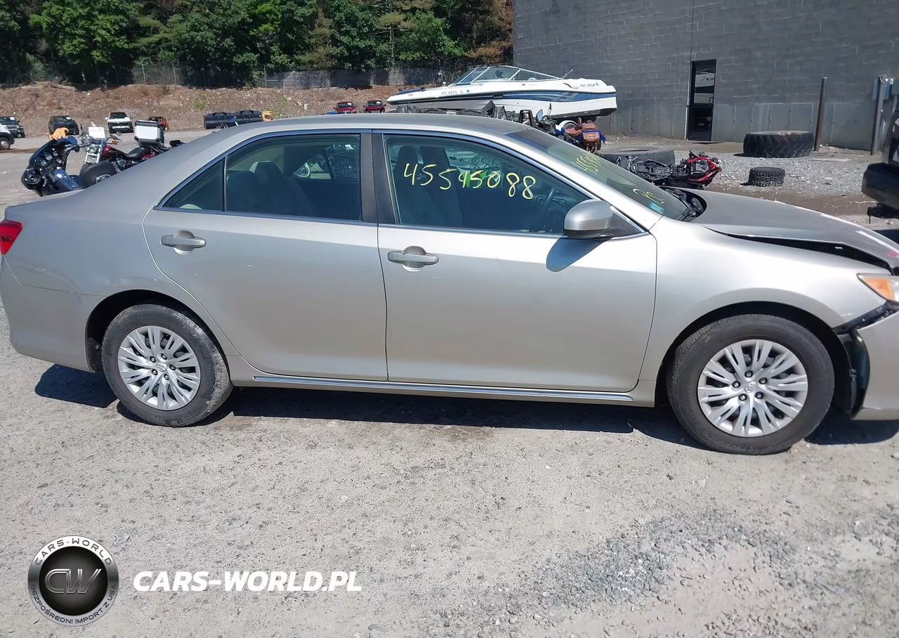 2014 Toyota Camry Le VIN:4T4BF1FK9ER339640 - 12