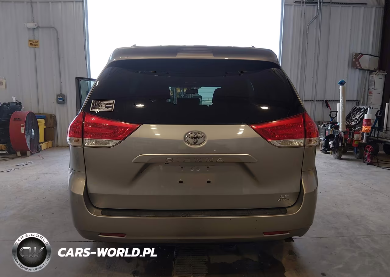2012 Toyota Sienna Le 7 Passenger VIN:5TDJK3DC0CS042867 - 17