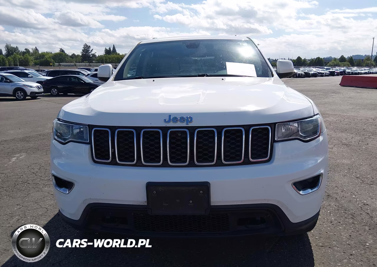 2020 Jeep Grand Cherokee Laredo E 4X4 VIN:1C4RJFAG8LC339711 - 12