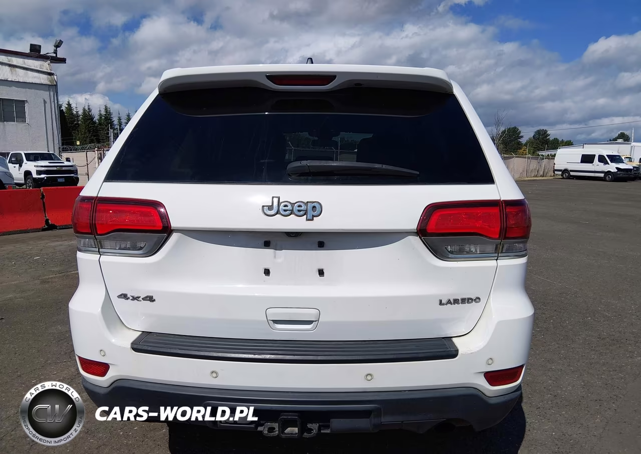 2020 Jeep Grand Cherokee Laredo E 4X4 VIN:1C4RJFAG8LC339711 - 16