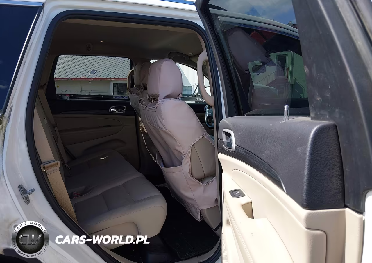 2020 Jeep Grand Cherokee Laredo E 4X4 VIN:1C4RJFAG8LC339711 - 8