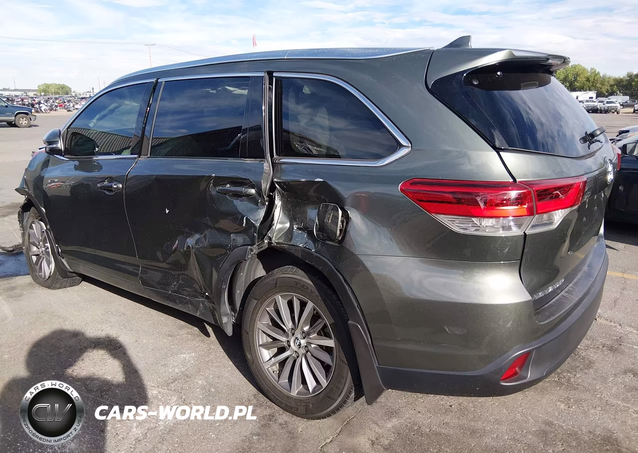 2017 Toyota Highlander Se VIN:5TDJZRFH9HS468751 - 3