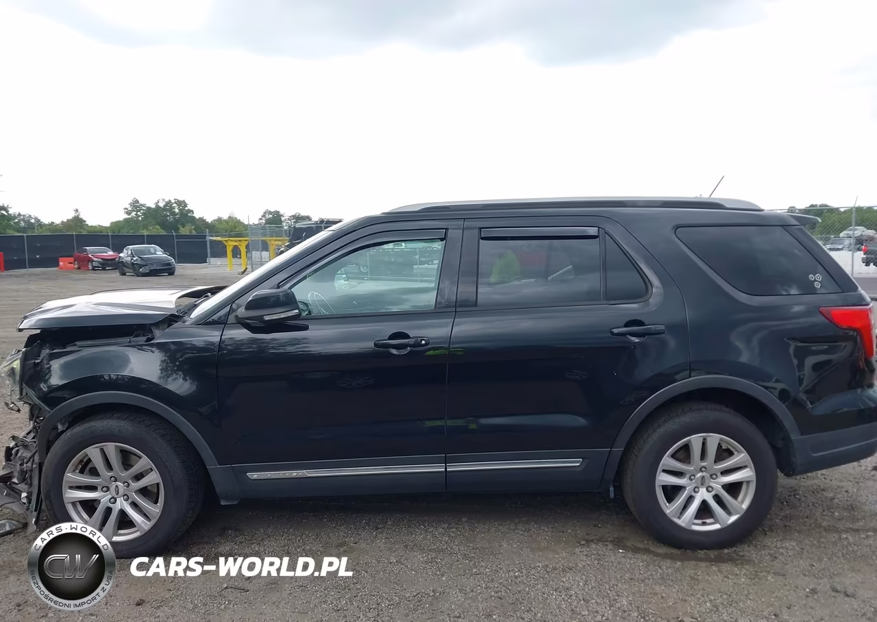 2018 Ford Explorer Xlt VIN:1FM5K8D86JGA29862 - 14
