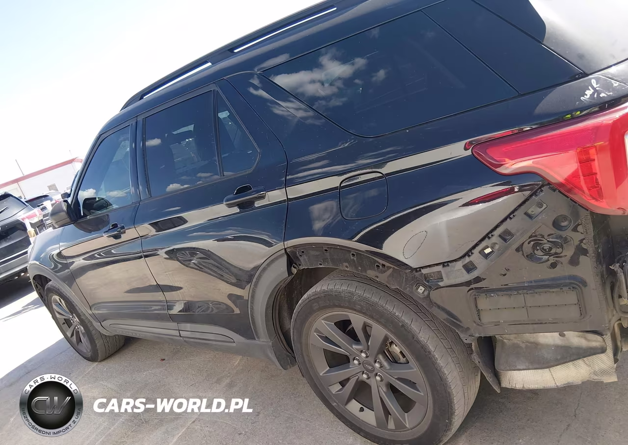 2021 Ford Explorer Xlt VIN:1FMSK7DH3MGA82228 - 15