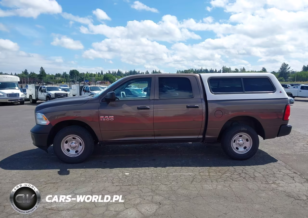 2018 Ram 1500 Tradesman 4X4 5'7 Box VIN:1C6RR7KG7JS306660 - 14