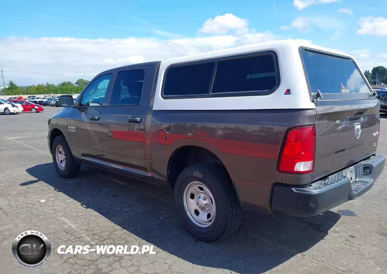 2018 Ram 1500 Tradesman 4X4 5'7 Box VIN:1C6RR7KG7JS306660 - 3